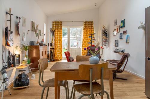 Luxury duplex townhouse with garden/top location
