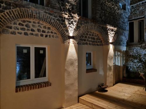 APPARTEMENT LE PHARE AU PIED DU PORT APPARTEMENT LE PHARE AU PIED DU PORT