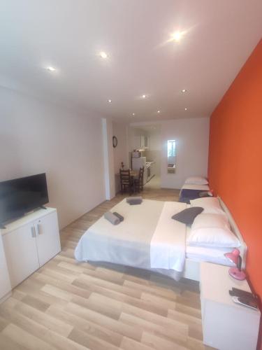  Apartments Deni 10 in Dubrovnik