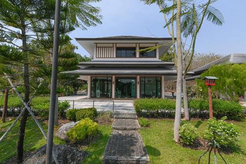 Exterior view, Suanphung Bonsai Village in Ratchaburi