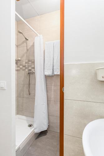 Hostal Santa Ana - image 6