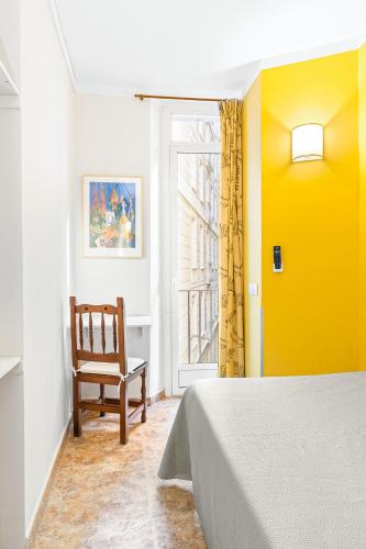 Hostal Santa Ana - image 11