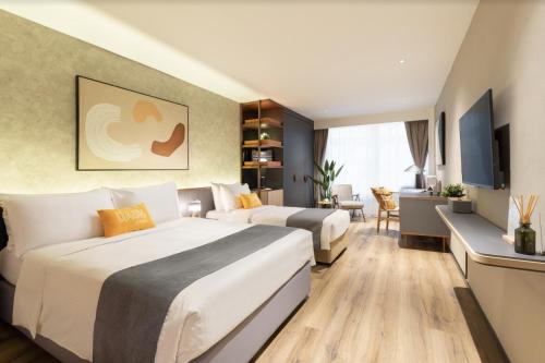 Family Triple Room image 4