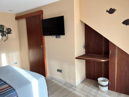 2 twin beds