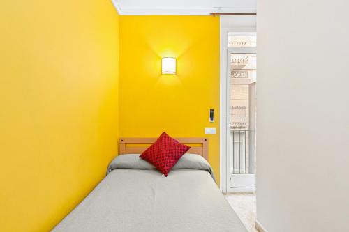 Double Room with Private Bathroom image 8