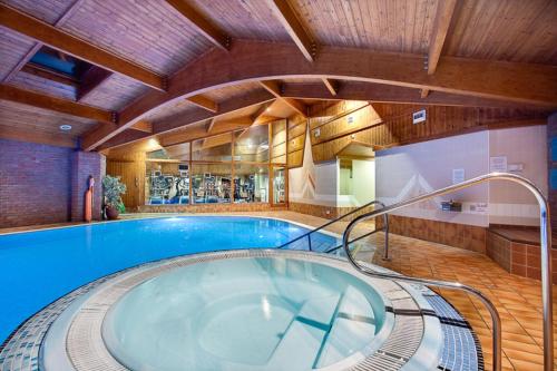 泳池, 馬斯頓草地酒店 (Lea Marston Hotel) in 立馬斯頓