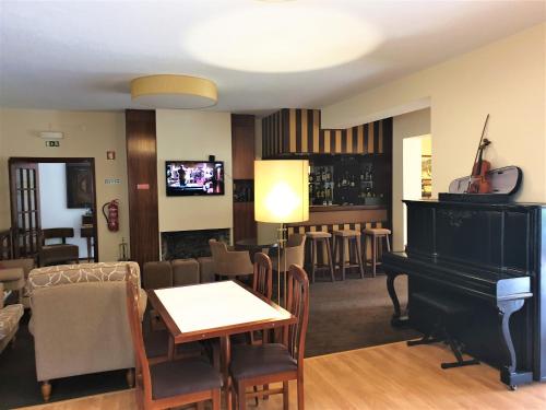 Ortak salon/TV alanı, Hotel Verde Pinho in Marinha Grande