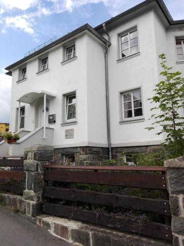 Ferienhaus im Thüringer Wald mit Grill und Garten