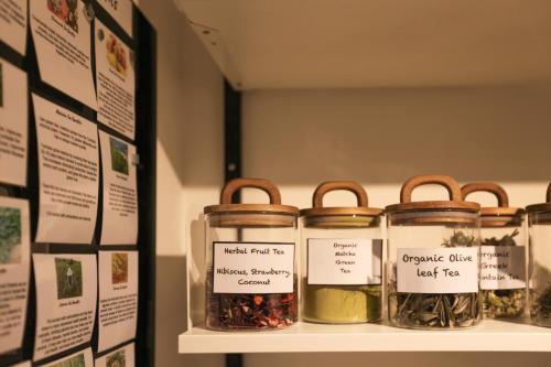 Central London - The Shoreditch, Angel, Old Street Apartment, London (photo 7)