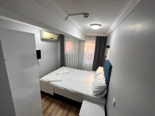 Double room, private bathroom