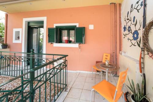 Evelina 1 in 利克蘇里翁