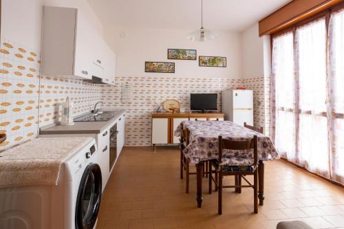 Kitchen, Appartamento vista Alpi biellesi in Ponderano