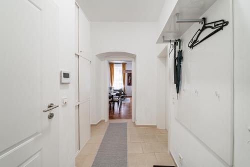 15 C&J's apartment, Vídeň (fotografie 3)