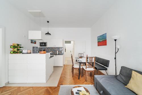 15 C&J's apartment, Vídeň (fotografie 10)