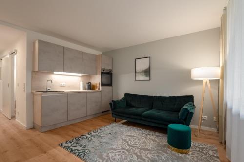 Kitchen, 2-Zimmer-Apartment mit Balkon - Nahe SBahn in Ruckersdorf