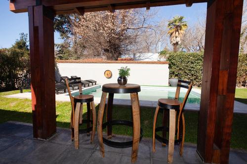 숙소 외관, Chacras Wineland Lodge - Casa West in 루한 데 쿠요