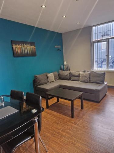 Lewis Apartment 1 Northern Quarter Sleeps Upto 4, Manchester
