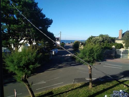 Maison Vue Mer rue de Penerf à 100 M de la Grande Plage, WIFI