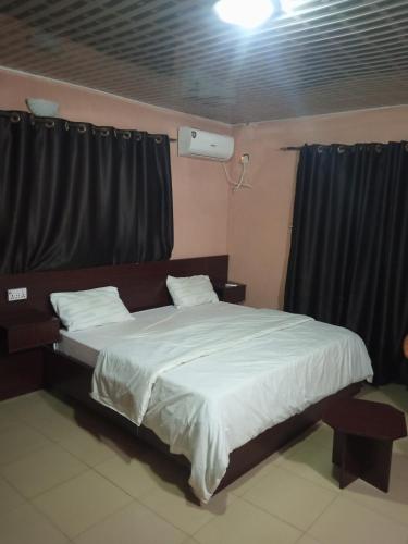 Life concept hotel and Lodge in Ibadan