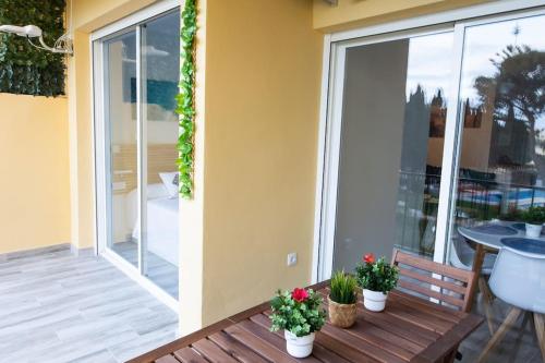 One-Bedroom Apartment image 9