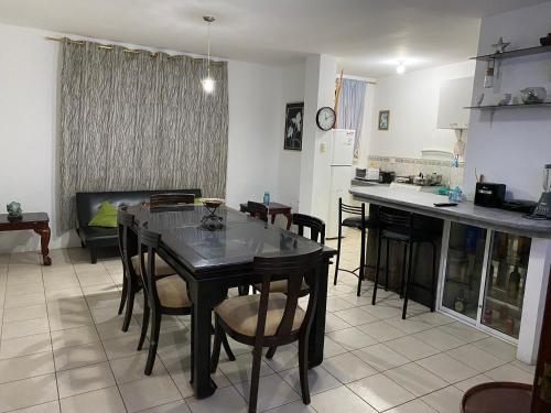 Family apartment near Malecon and Murcielago beach