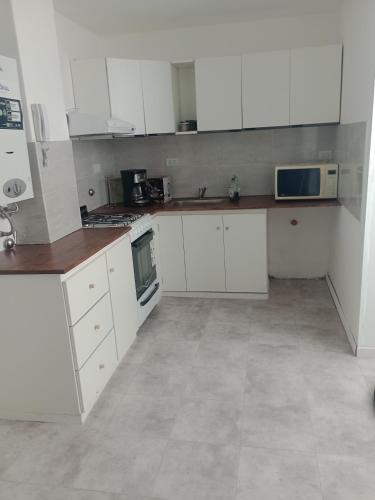 Depto 21, Miramar (foto 5)