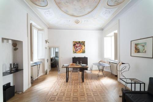 CASA QUARENGHI - Original Frescoes