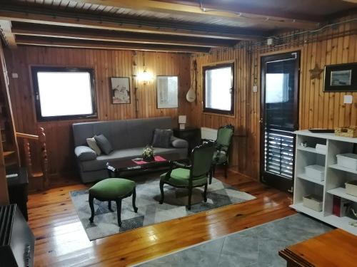 Brvnara Nenadić (Brvnara Nenadic) in มาโลซาบูชเย