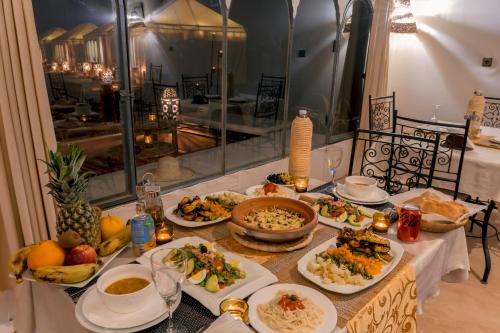 Makanan dan Minuman, Soleil Camp & Camel Trekking in Merzouga