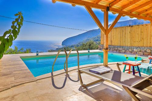 Kalkan - 2+1 - Full Sea View - Shavilla Han