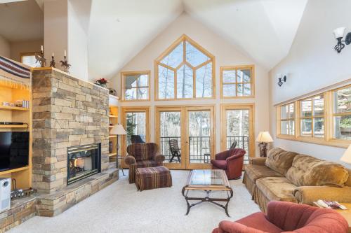 Three-Bedroom Townhouse