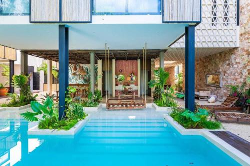 VISCOUNT III MANOR TULUM By SANDY POWERFUL