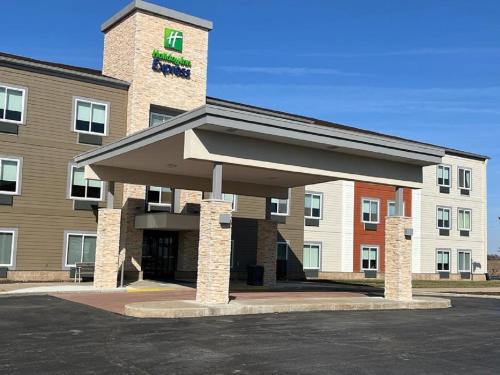 Holiday Inn Express - Rensselaer by IHG thumb 4