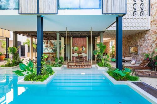 MARQUEZ II MANOR TULUM By SANDY POWERFUL