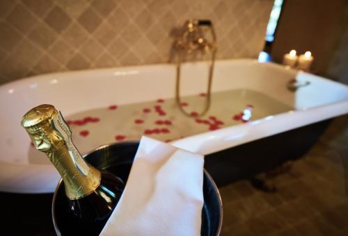 Book the Suite Castle Suite Castle