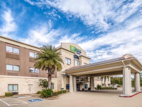 Holiday Inn Express Hotel & Suites Beaumont Northwest