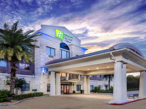 Holiday Inn Express Hotel & Suites Beaumont Northwest