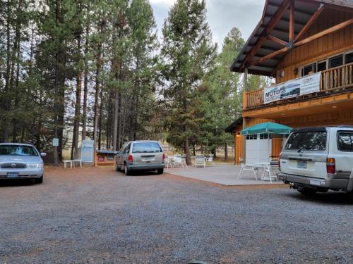 DiamondStone Guest Lodges