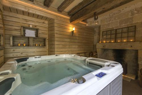 Spa, Le Patio & Spa in Saumur Town Center