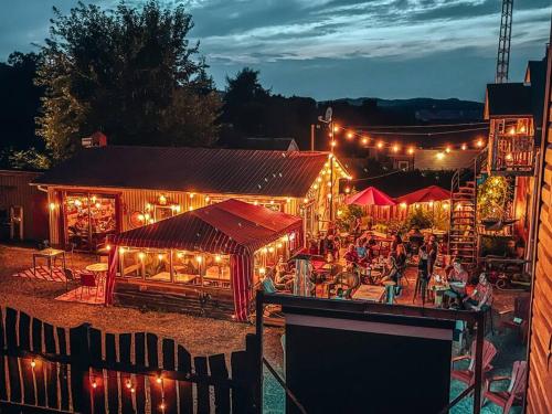 กิจกรรม, Logement Mandala tout équipé (Logement Mandala tout equipe) in แซ็ง-มาทิเยอ-ดู-ปาร์ก (QC)