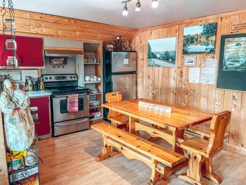 Gîte B&B du Village (Gite B&B du Village) in แซ็ง-มาทิเยอ-ดู-ปาร์ก (QC)