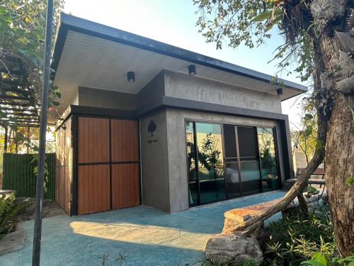 Uthaithani Resort in Uthai Thani