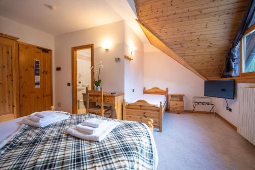 Fior di Roccia - Valmalenco - Hotel & Mountain Restaurant in Lanzada