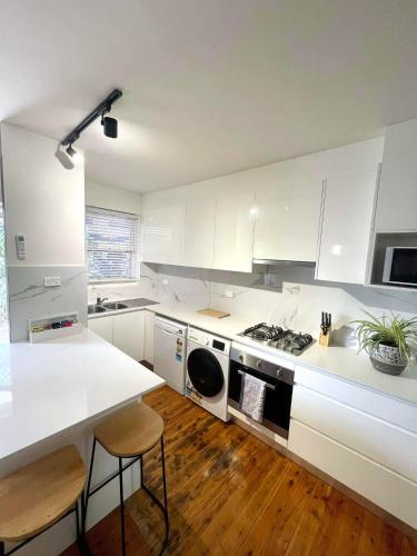 Lotus Stay Manly - Apartment 31D - image 7
