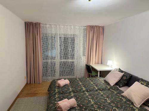 2 twin beds