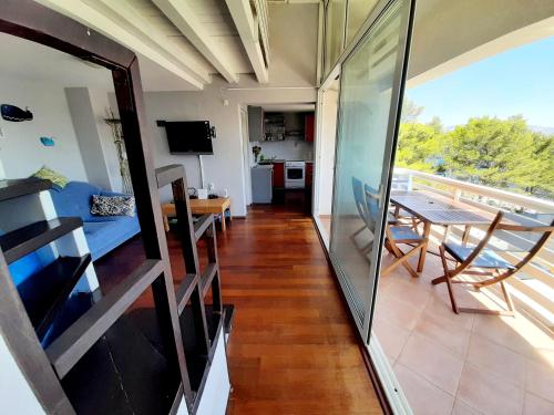 Attractive Beach Apartment - Vitarnja! in Jelza