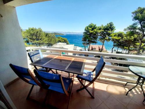 Attractive Beach Apartment - Vitarnja! in Jelza