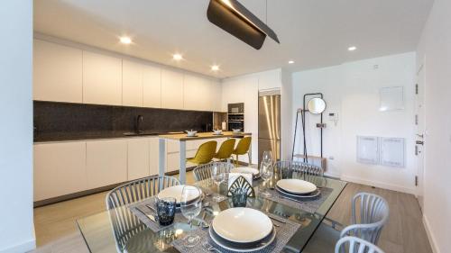 Homity Holidays - Playa Granada - Marina Golf 2
