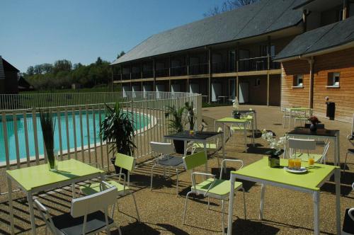 ห้องอาหาร, Adonis Hauts De Honfleur in องเฟลอ