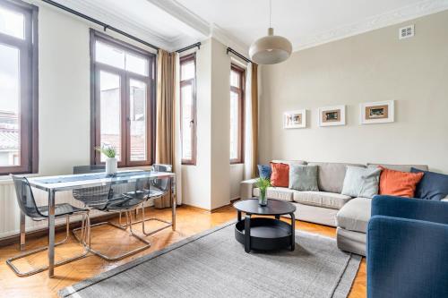 Chic Taksim Flat 1 min to Istiklal Ave